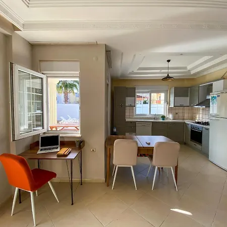 빌라 Musari No 3 With Private Pool And Garden *