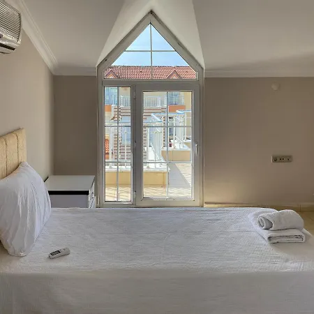 빌라 Musari No 3 With Private Pool And Garden