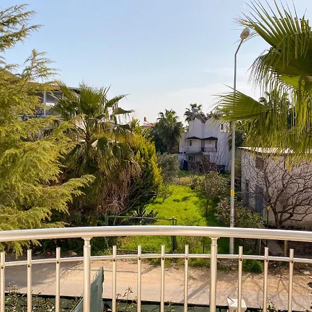 빌라 Musari No 3 With Private Pool And Garden 베렉